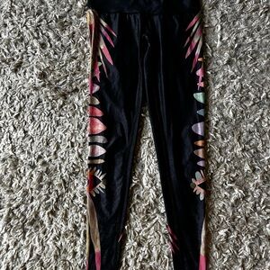 teeki Jungle Eyes yoga pants, size small